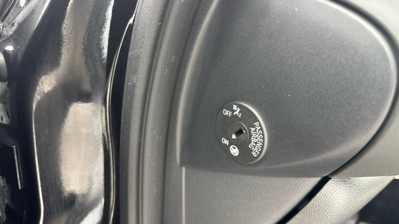 MINI Cooper 1.5 C Classic [Level 2] 3dr Auto Petrol Hatchback